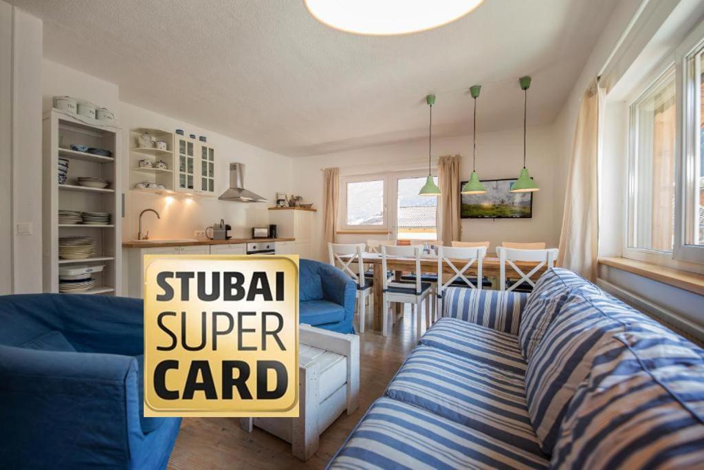 Ferienwohnung Am Platzl ノイシュティフト・イム・シュトゥーバイタール エクステリア 写真